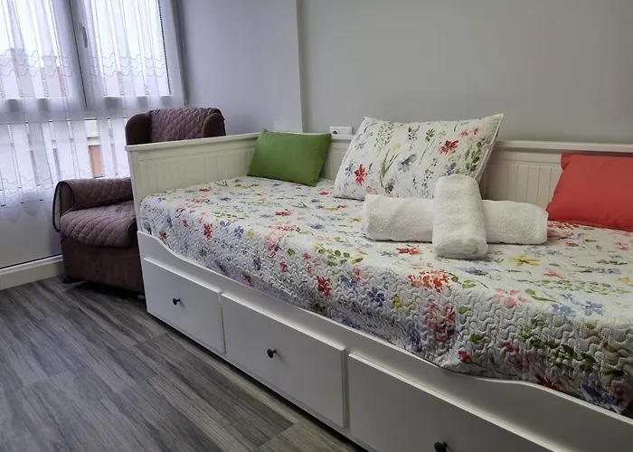 153A 3 Dormitorios Barrio De La Arena Con Parking